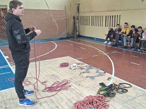 Зустріч студентів з представниками Донецького обласного центру туризму