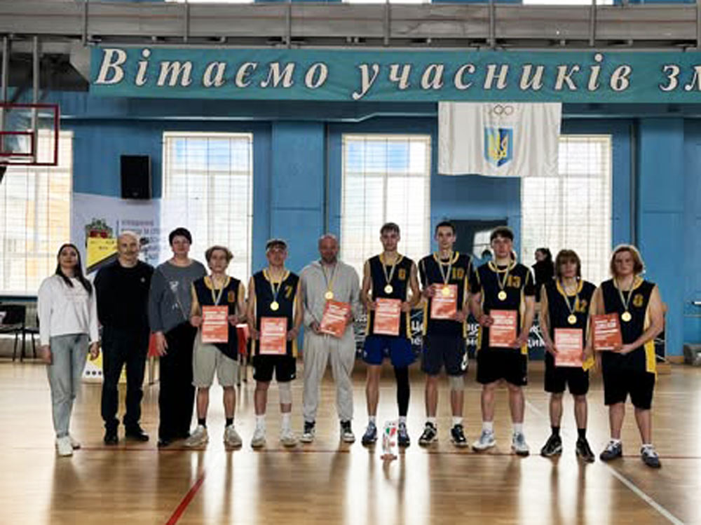 Перемога студентської збірної ЦДУ: І місце на обласному етапі змагань «Пліч-о-пліч всеукраїнські студентські ліги» з баскетболу серед чоловіків